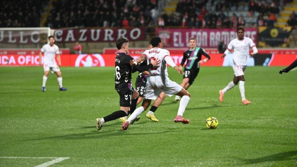 Cultural Leonesa vs. Málaga CF de Segunda División, en directo: minuto a minuto, alineaciones, goles y estadísticas