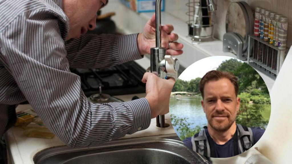 Montaje de Pablo González con un fontanero (Pixabay).