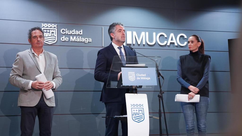 El concejal de Economía y Hacienda del Ayuntamiento de Málaga, Carlos Conde, este martes, en rueda de prensa.
