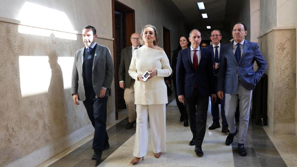 Varios diputados que forman parte del equipo de gobierno de la Diputación de Toledo.