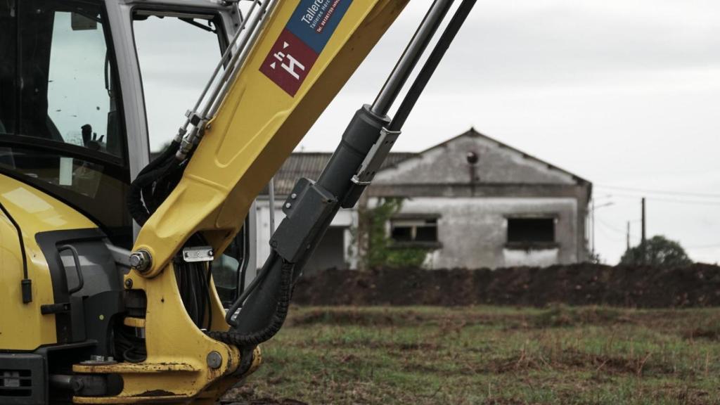 Una de las palas de la obra.
