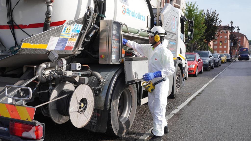 Día Mundial del Saneamiento, Aqualia llama la atención sobre el daño que provoca arrojar ciertos residuos en el inodoro.