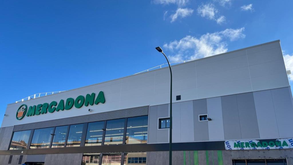 Fachada de la nueva tienda de Mercadona en Huerta del Rey