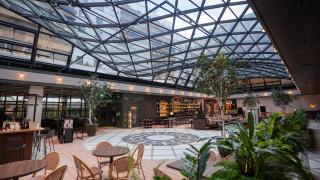 Nuga Castellana, el nuevo 'macrocomplejo' con 66.000 m2 para restaurantes, tiendas o pisos ya está abierto
