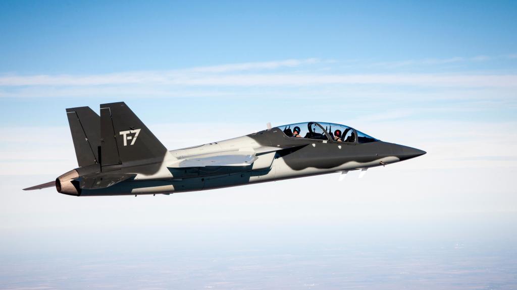 Avión T-7A