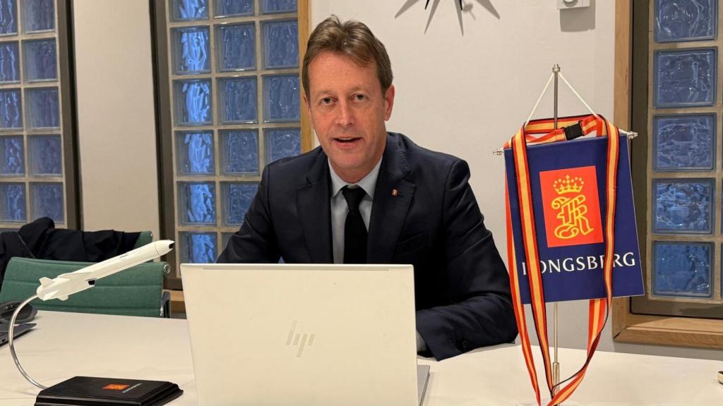 El director general de Kongberg en un momento de la entrevista a EL ESPAÑOL