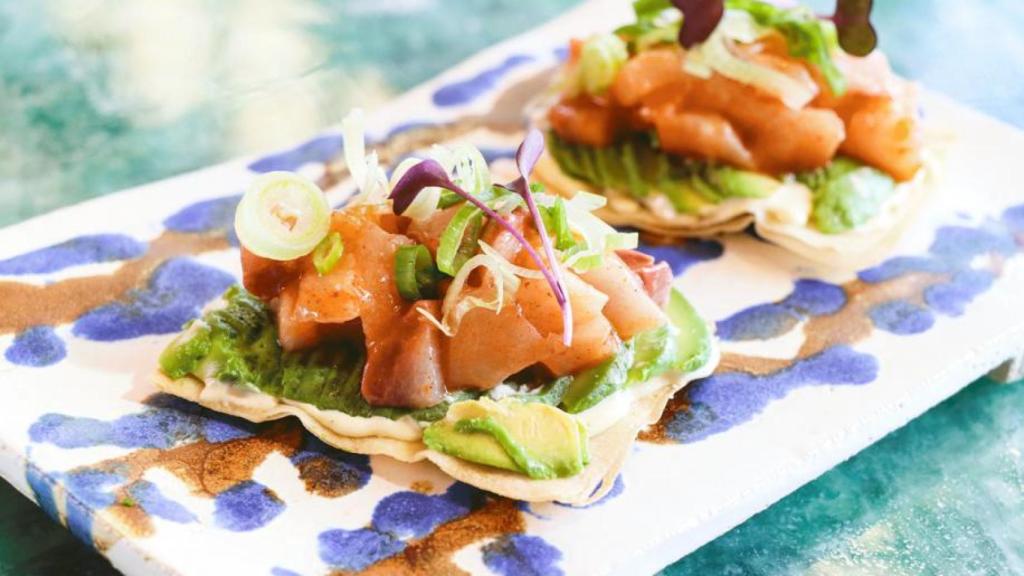 La tosta de hamachi con aguacate