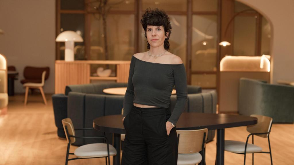 Retrato de Laura Fernández, al frente de AllWomen.