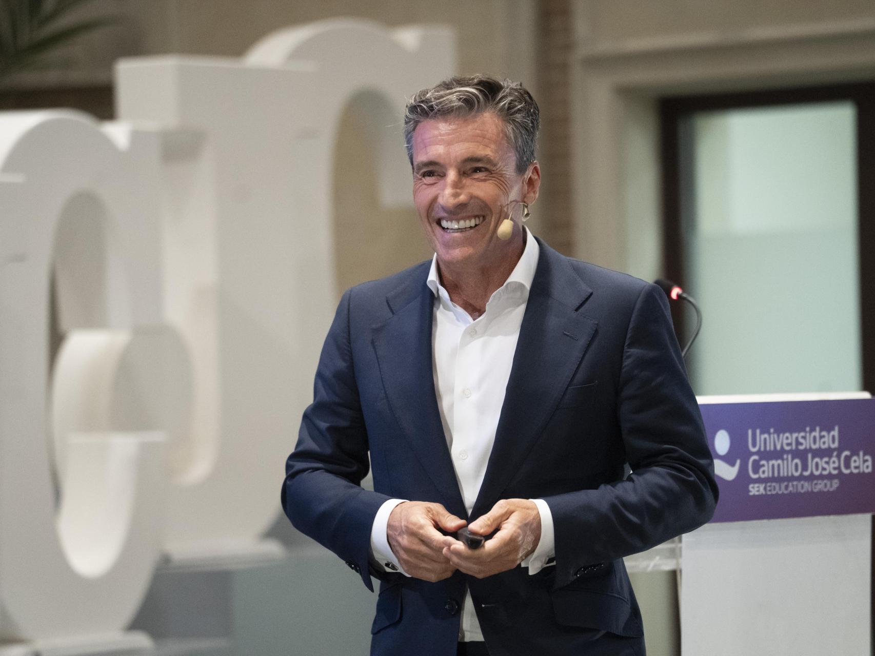 Ciclo de conferencias 'La libertad en el siglo XXI' conCiclo de conferencias 'La libertad en el siglo XXI' con Federico Linares