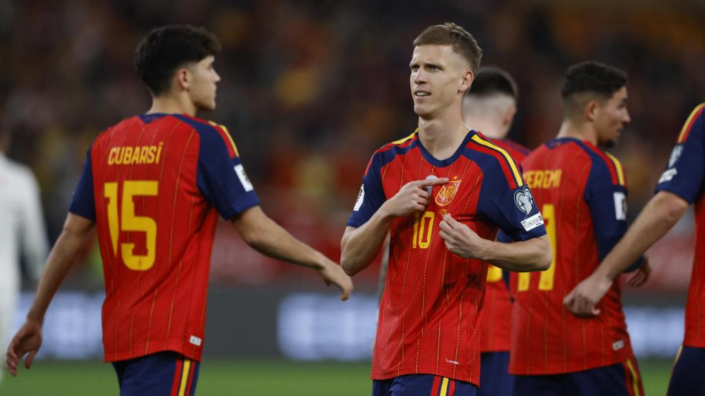 Dani Olmo celebra el primer gol del partido contra Turquía.