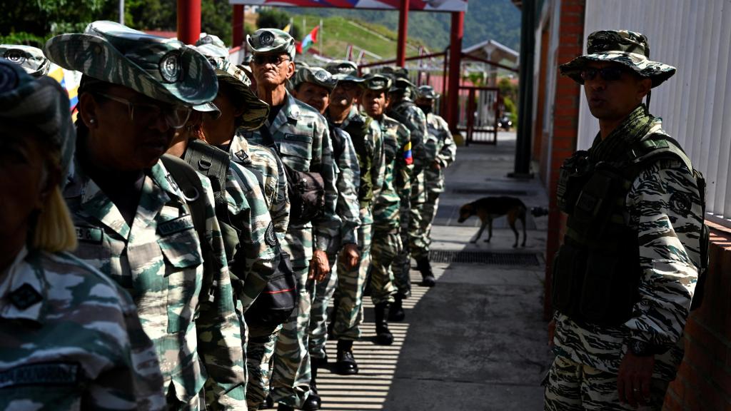 Venezuelan military during maneuvers in Caracas.
