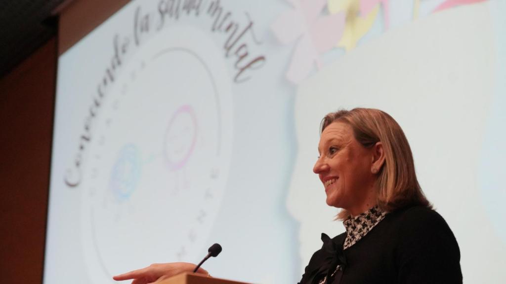 La vicepresidenta de la Junta de Castilla y León y consejera de Familia e Igualdad de Oportunidades, Isabel Blanco, inaugura la jornada 'Conociendo la salud cuidadosamente'