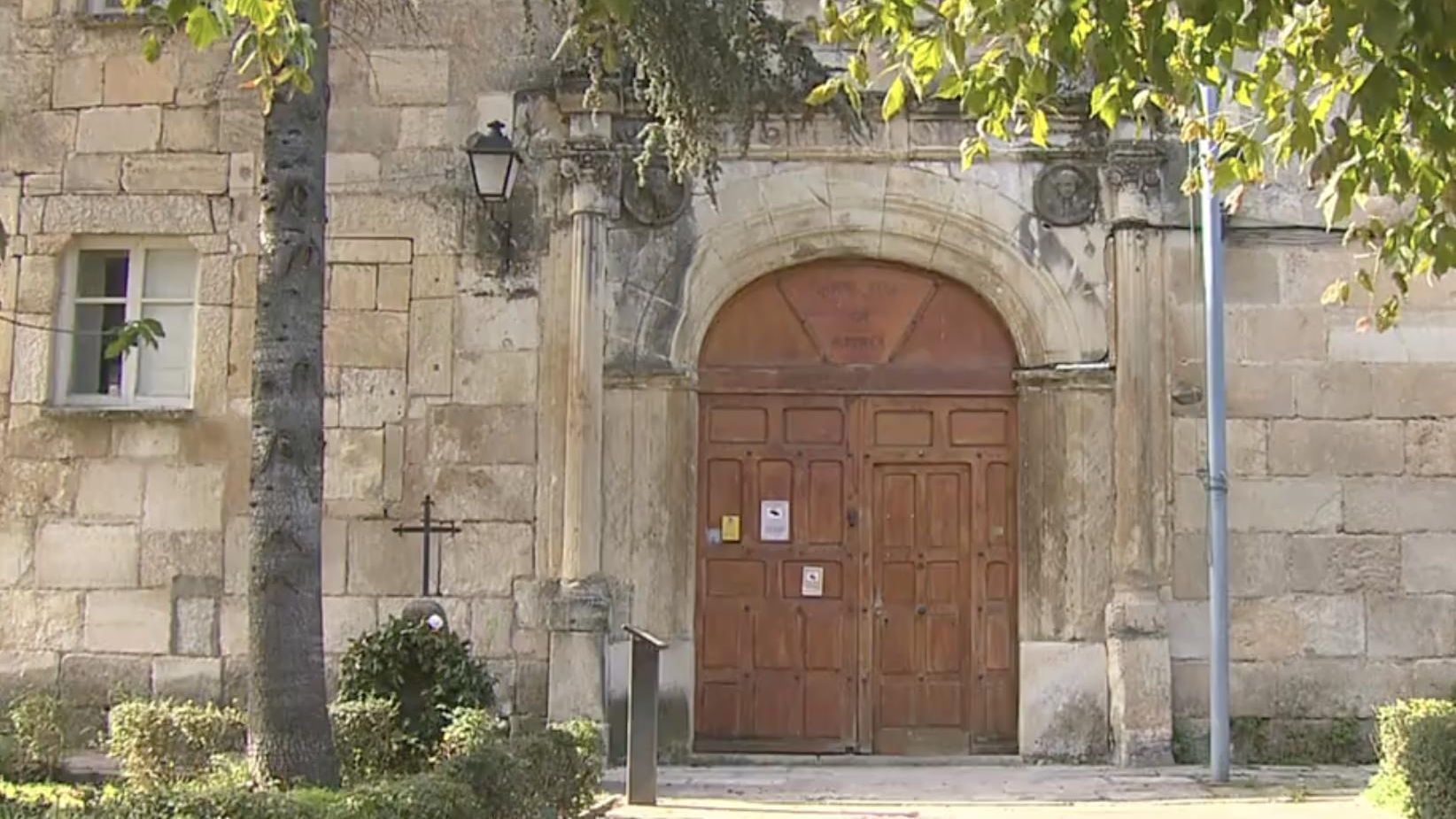 Desalojado al completo el cuartel de la Guardia Civil de Torrelaguna ...