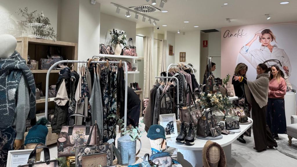 Así es la nueva tienda de Anekke.