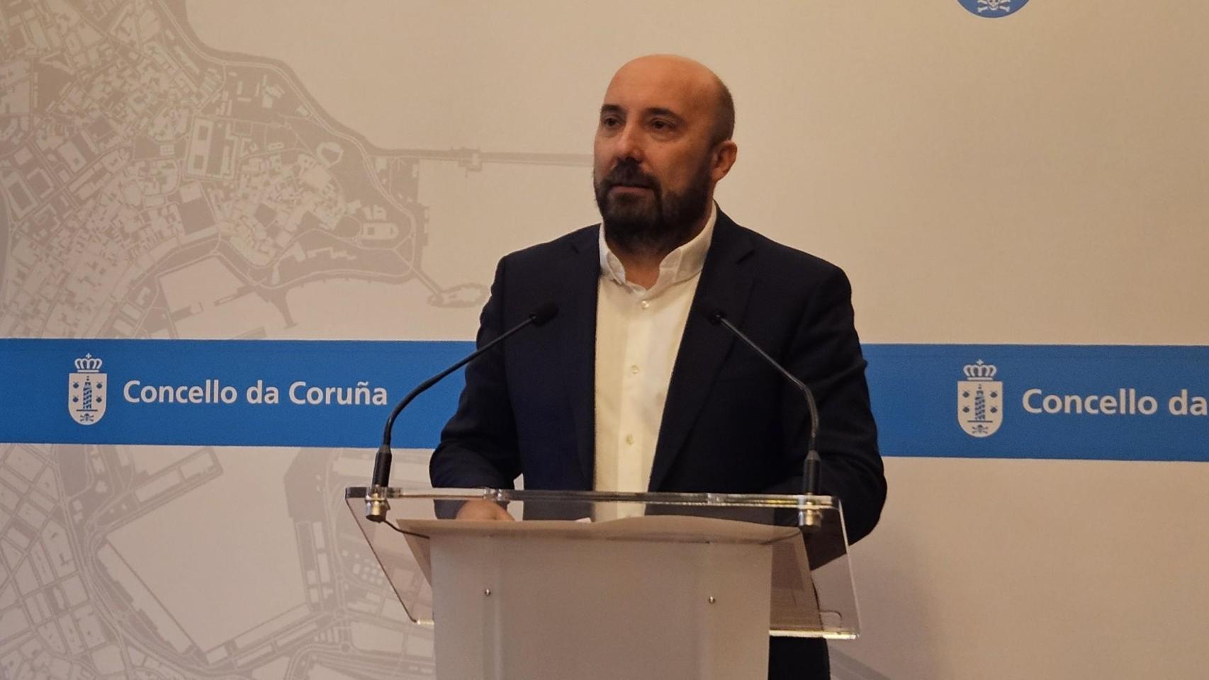 El concelleiro José Manuel Lage en rueda de prensa este miércoles.