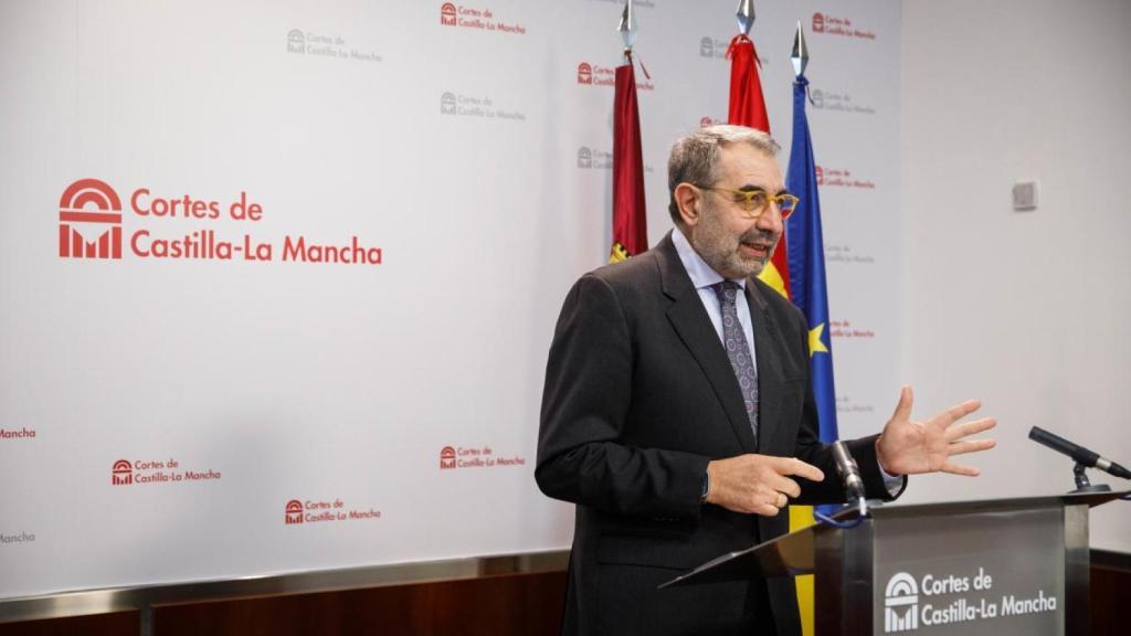 El consejero de Sanidad comparece en la Comisión de Presupuestos de las Cortes de Castilla-La Mancha.