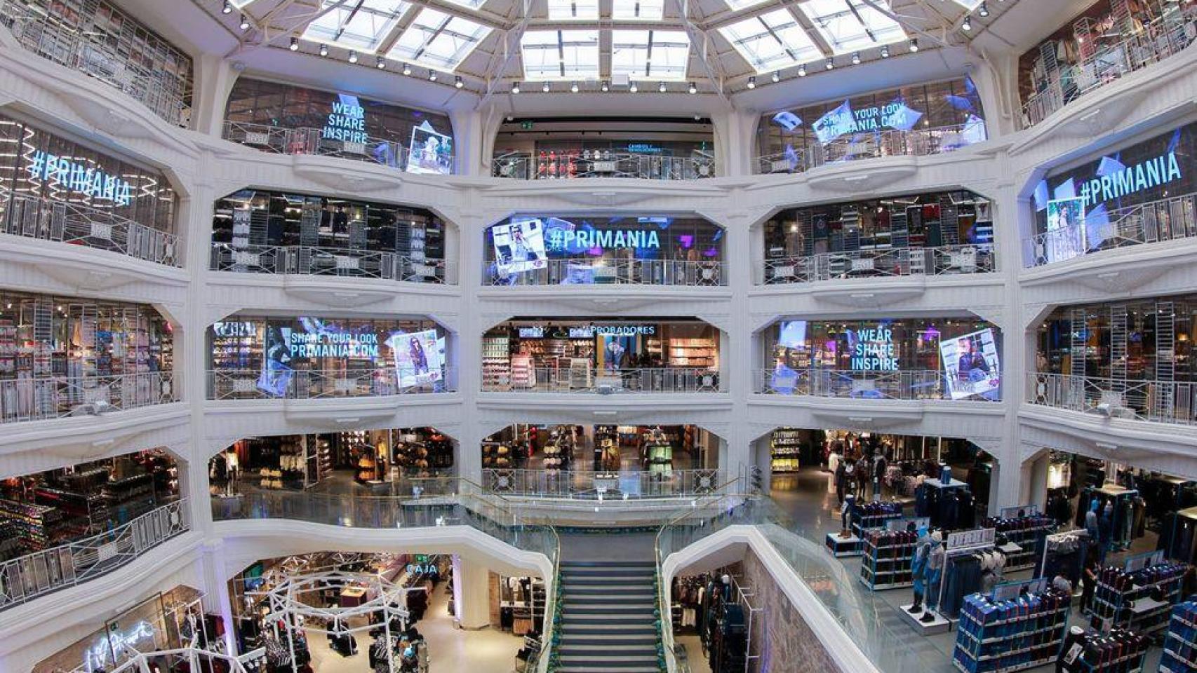 Interior de la tienda de Primark.