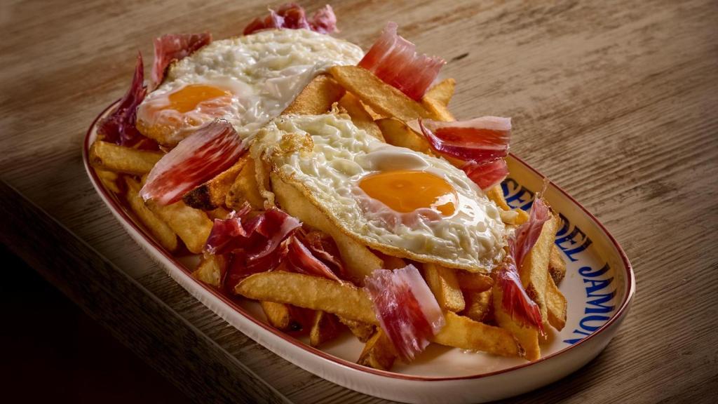 Los huevos rotos del Museo del Jamón.