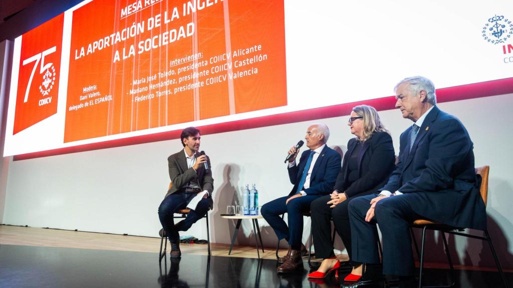 Mesa redonda en el 75 aniversario del Colegio Oficial de Ingenieros Industriales de la Comunitat Valenciana. EE