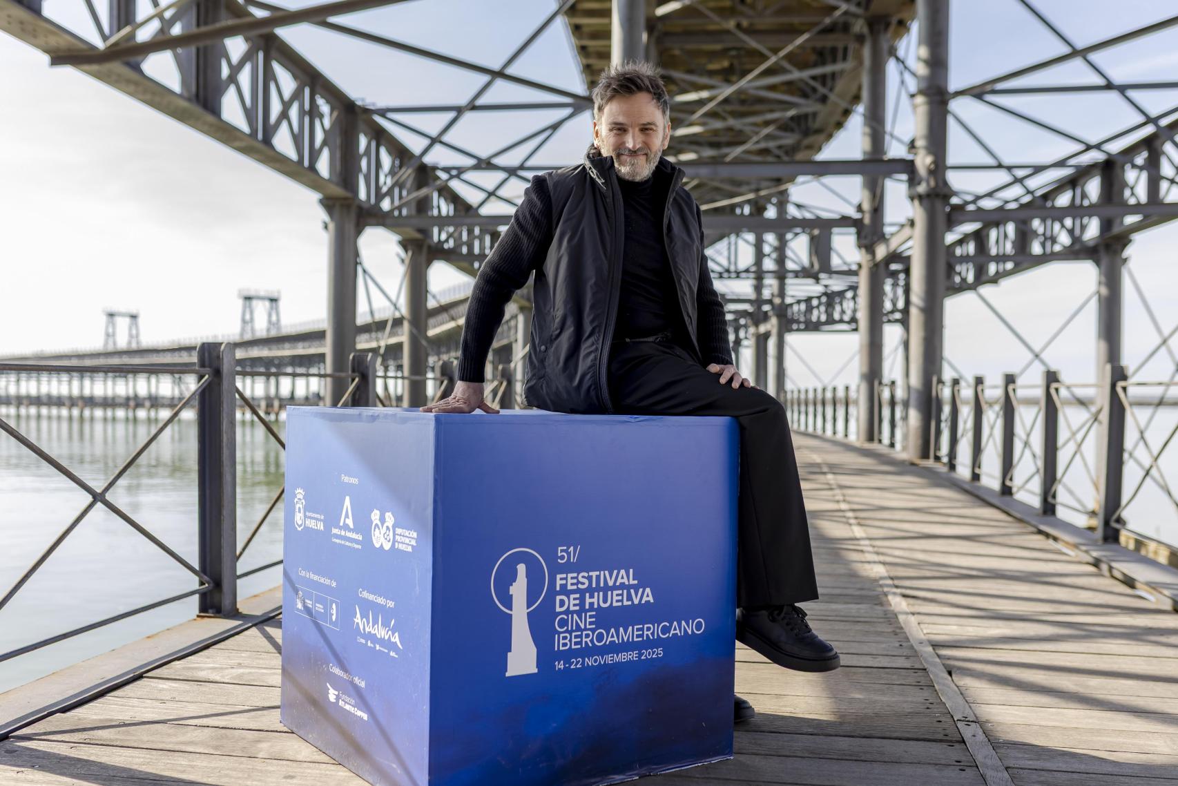 Fernando Tejero, Premio Ciudad de Huelva 2025, durante su estancia en la ciudad