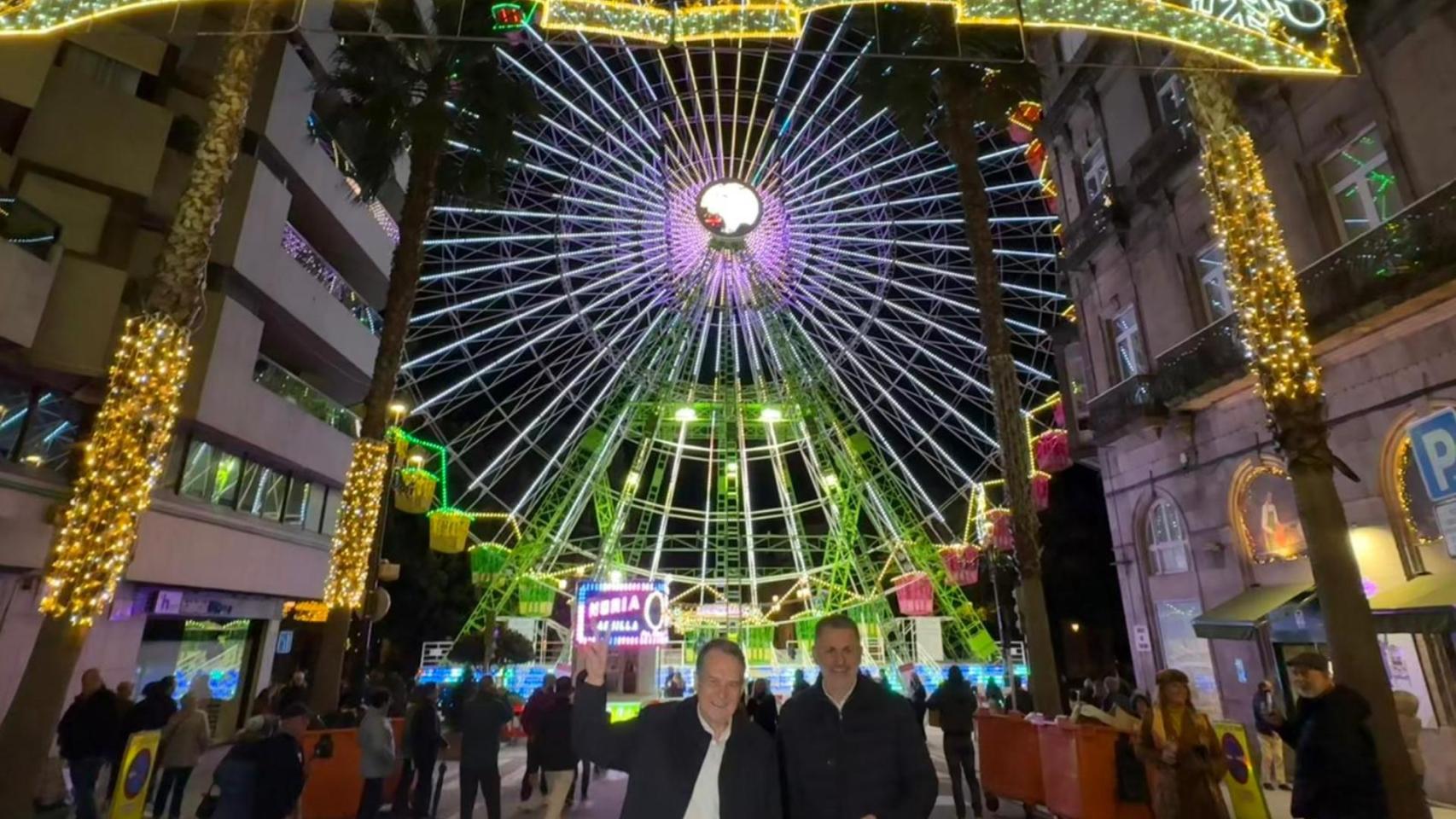 Ya está en marcha la noria gigate de la Navidad de Vigo: Ya le gustaría a The London Eye
