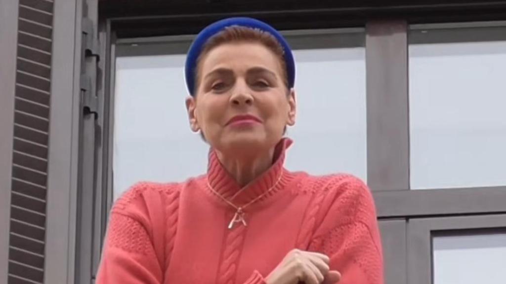 Carlota Corredera habla en directo en 'No somos nadie' con Antonia Dell'Atte.