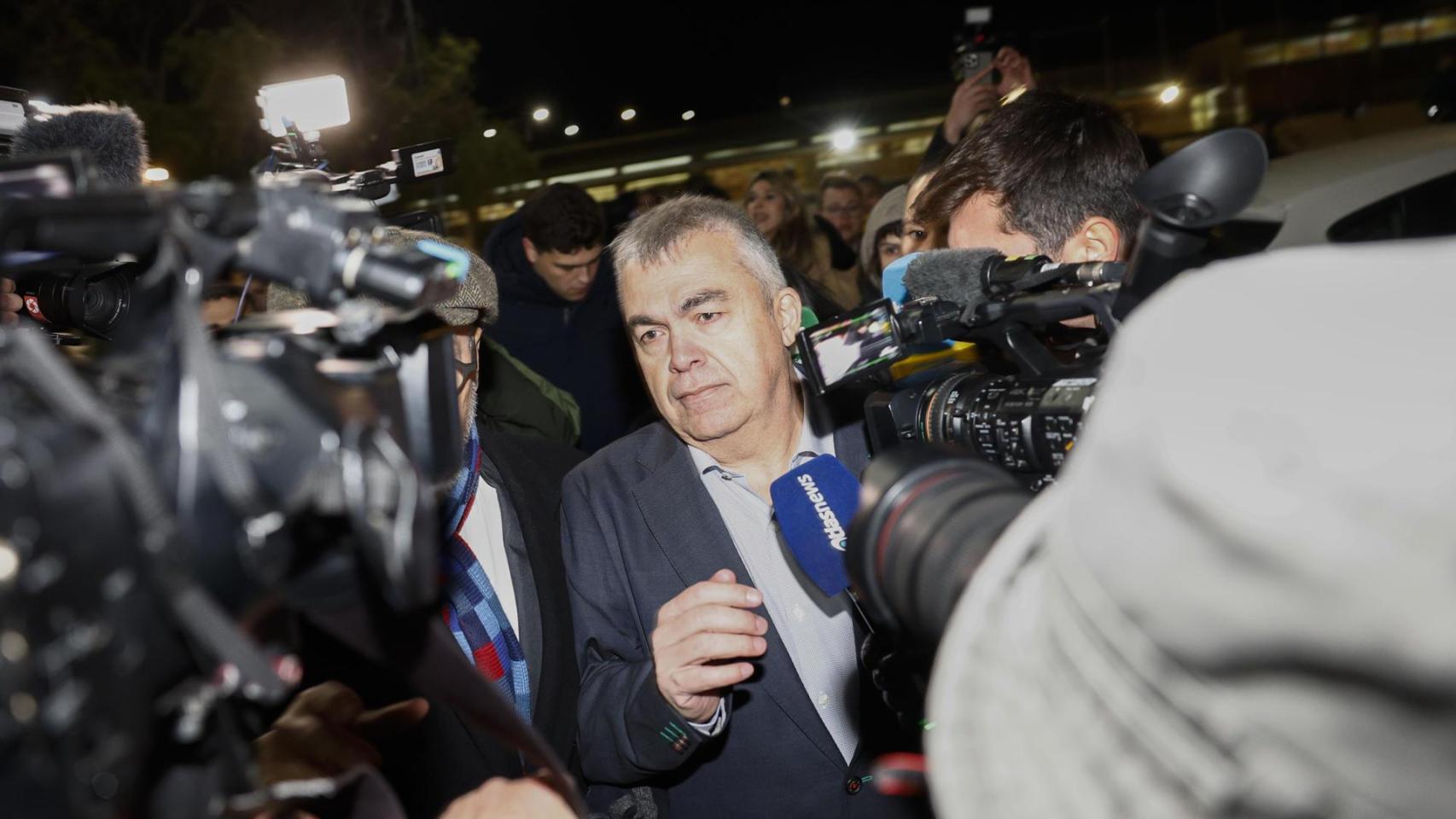 Santos Cerdán, al salir de prisión.