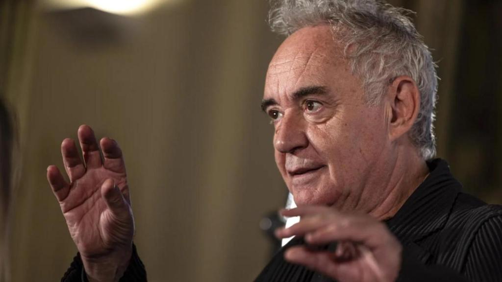 Ferran Adriá en una entrevista antes de su intervención.