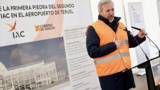 Jorge Azcón, presidente de Aragón, en la presentación de las obras del aeropuerto de Teruel.