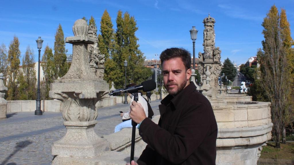 Agustín Vega, el cantante del Puente de Toledo.