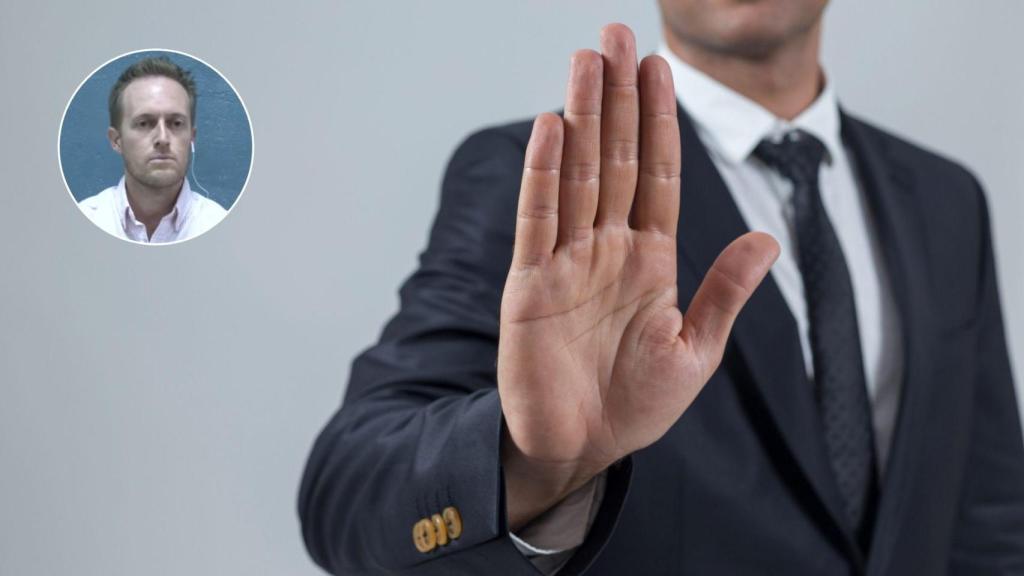 Montaje con una imagen de David Canales y una imagen de archivo de un trabajador rechazando una oferta.