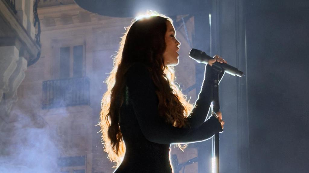 Amaia durante su actuación en 'El Encuentro'