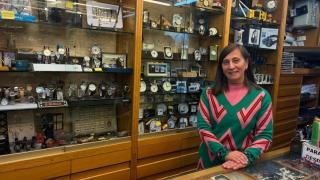 La tienda de Santiago con casi 40 años de historia: Una ciudad sin comercio local es una ciudad muerta