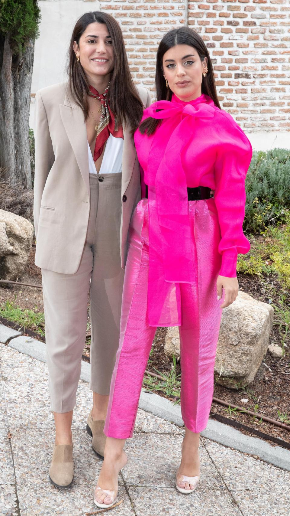 Aida y Alba, en un acto público, hace un tiempo.