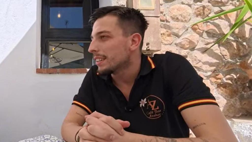 Fran Ortega, dueño de Café Bar Azahar.