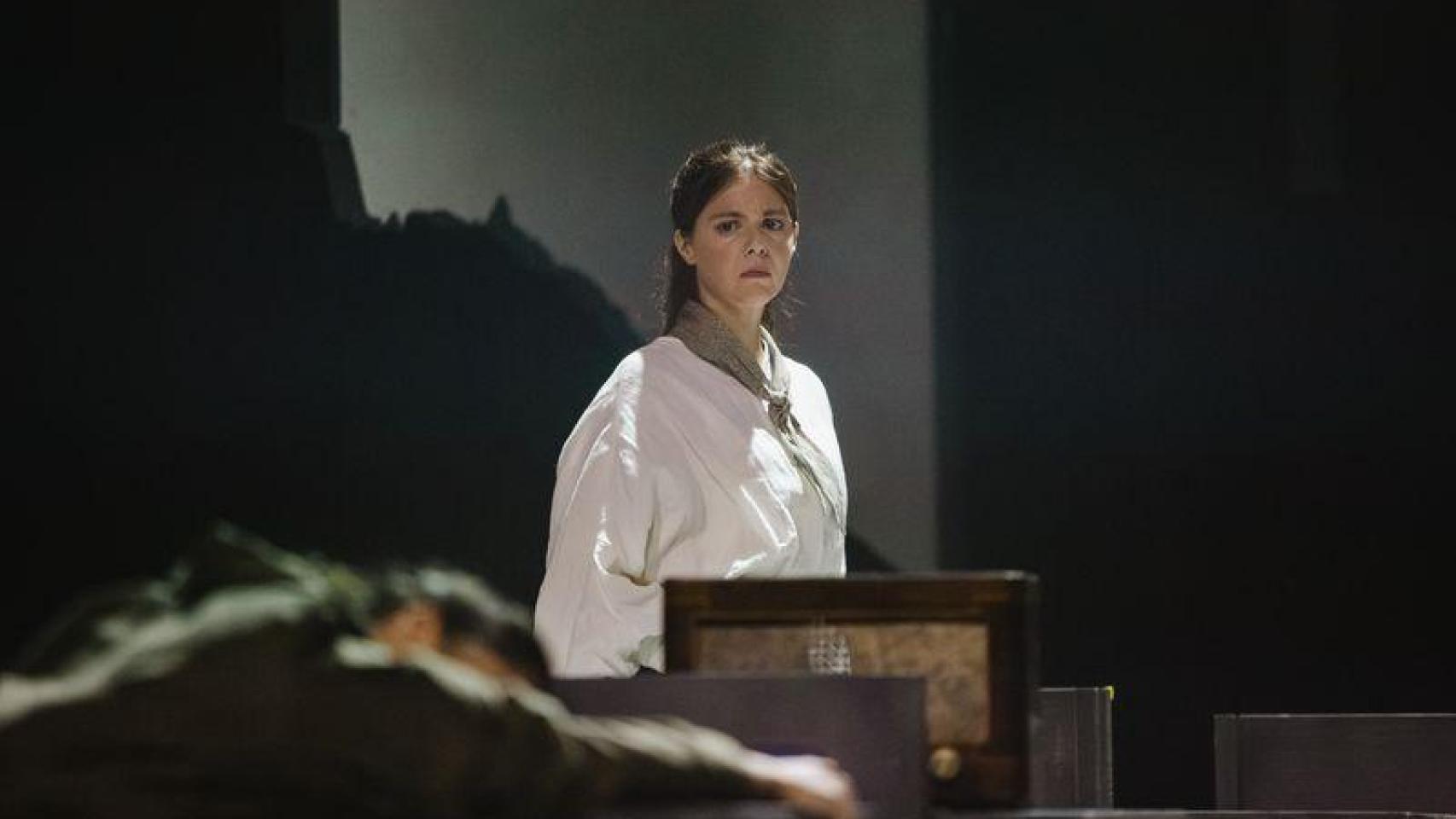 Manuela Velasco interpreta a Josefina Aldecoa en 'Historia de una maestra'. Foto: Geraldine Leloutre