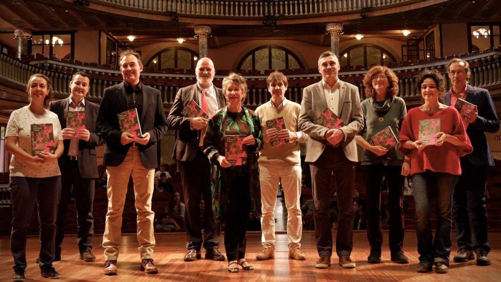Mariona Carulla en la presentación de la temporada 2022-2023 junto a Joan Oller, director general del Palau de la Música Catalana. Foto de archivo.