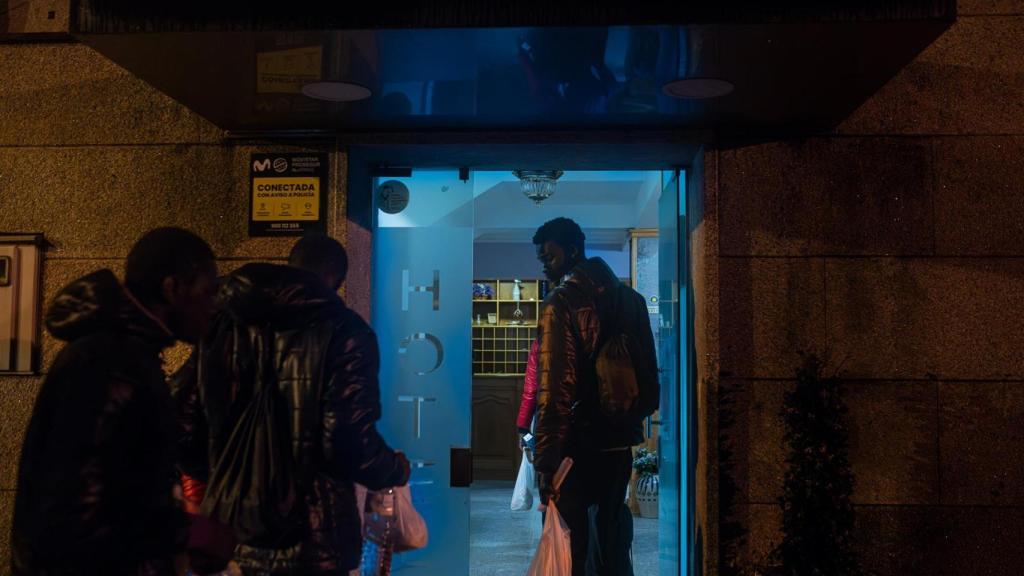 Imagen de archivo de una llegada de menores migrantes a Sanxenxo.