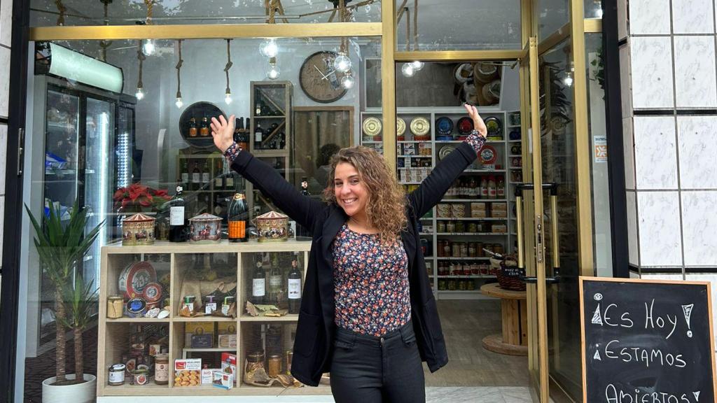 Noelia en la nueva tienda De Origen.