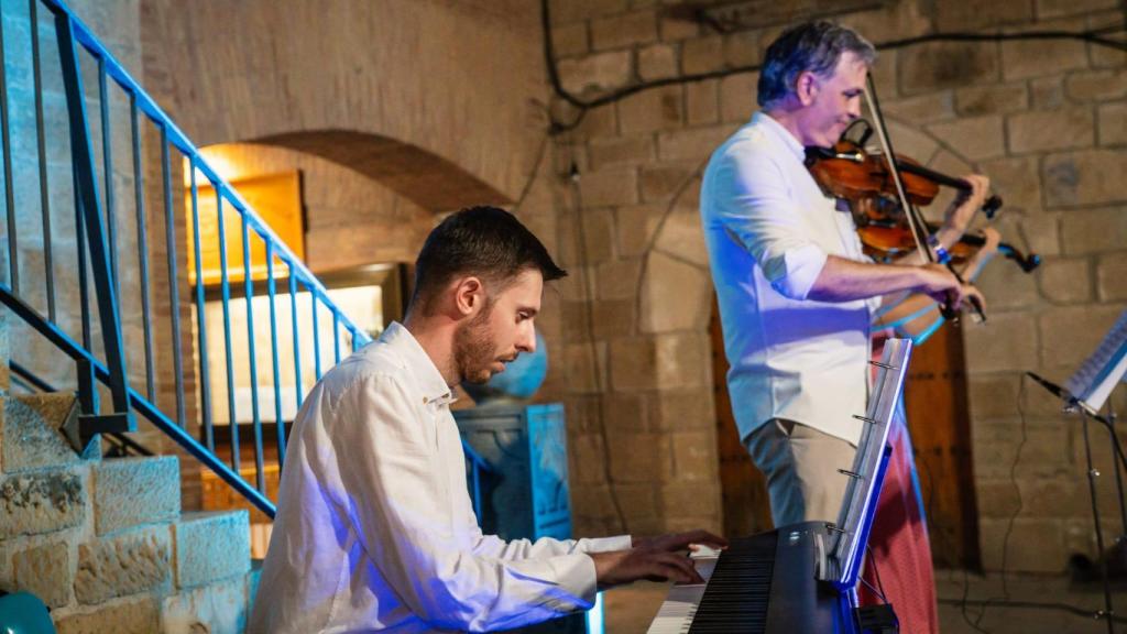 Uno de los conciertos en la plaza de Maella.