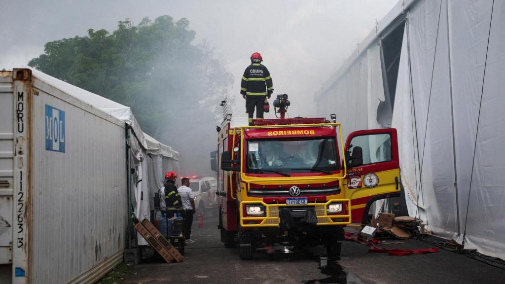 Bomberos en la COP30.