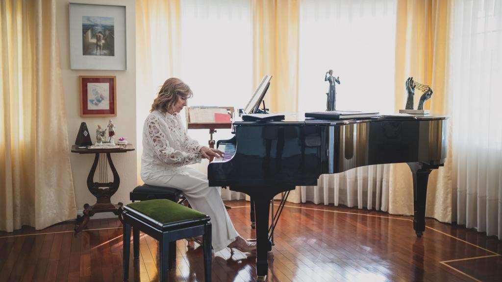 Mercedes Padilla, Músico de Honor de la Guardia Real en el año 2025.