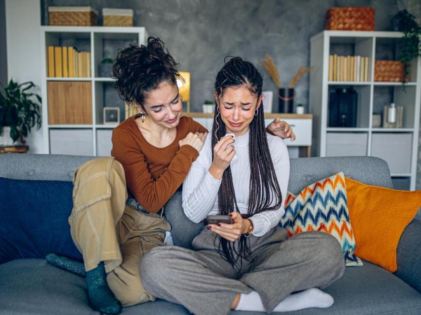 El dolor por la pérdida de una amiga suele ser invisibilizado.