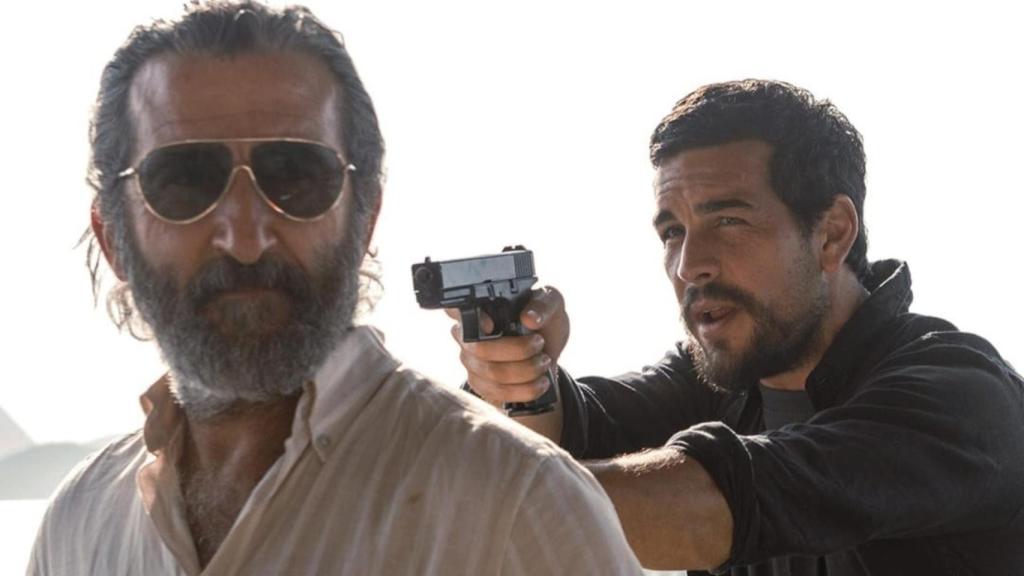 Mario Casas y Luis Zahera