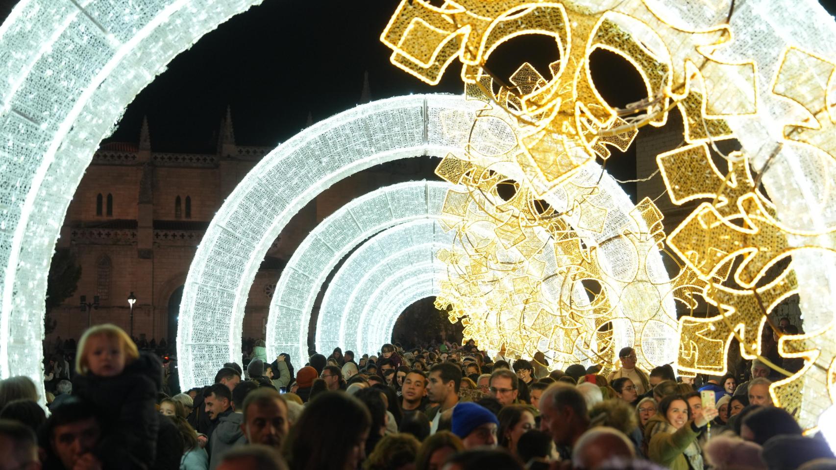 Encendido del alumbrado navideño en Valladolid del año 2024