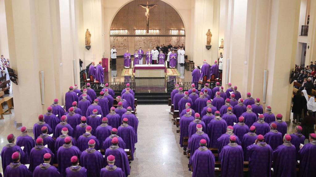 Foto de archivo de la celebración de la Eucaristía de los obispos españoles en el Santuario del Sagrado Corazón del Cerro de los Ángeles en Getafe.