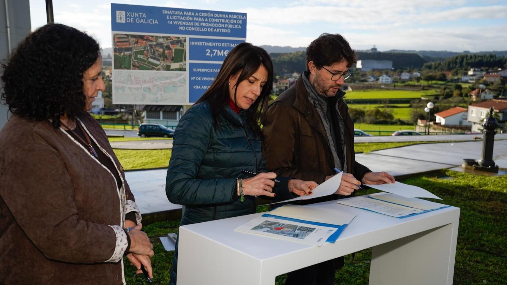 Firma entre la Xunta y el Concello de Arteixo para la cesión de suelo para construir vivienda pública