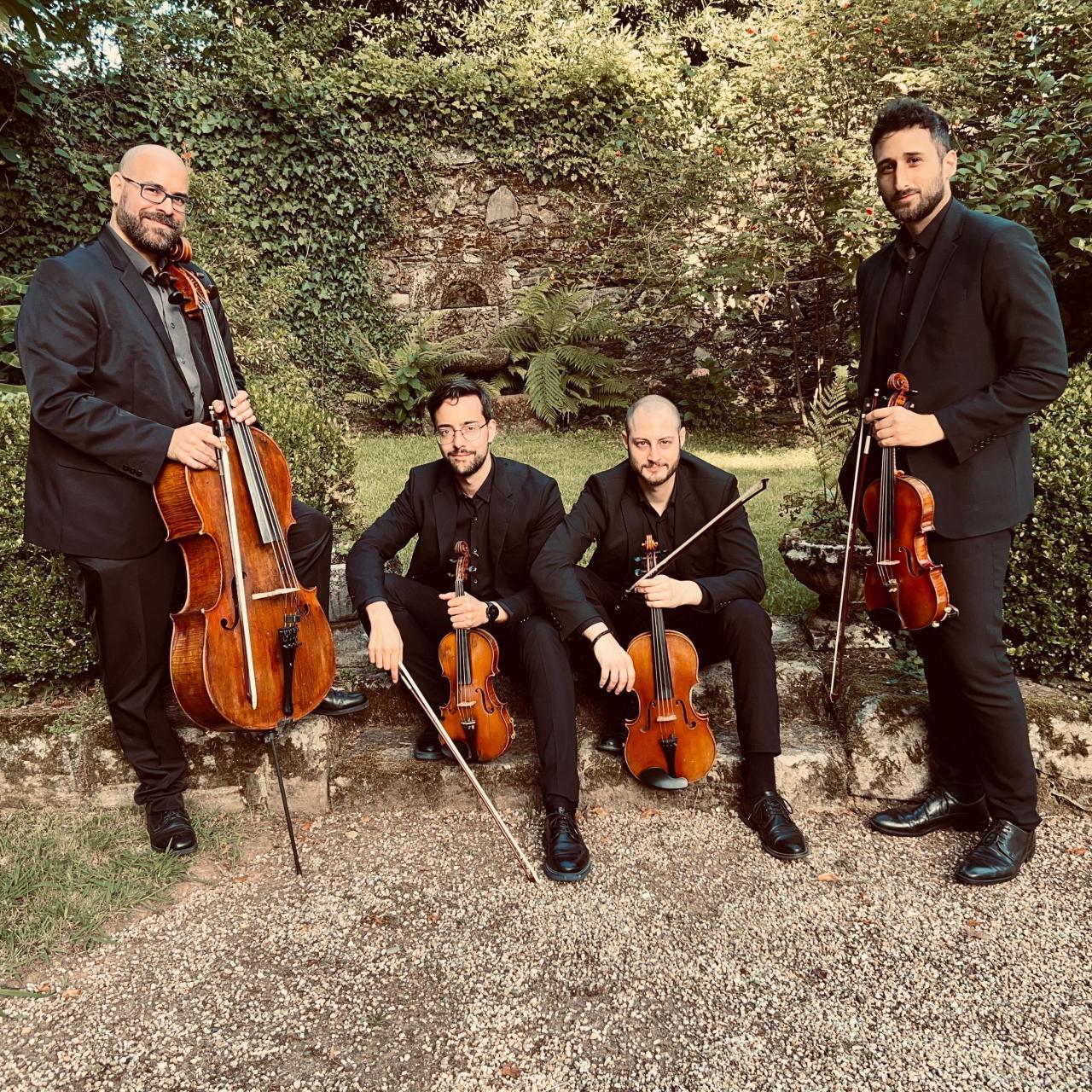 Foto promocional de Grupo Fua.