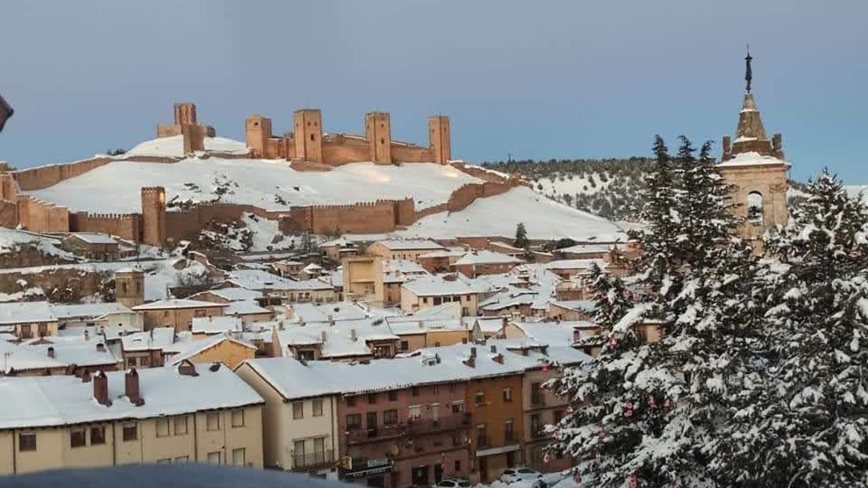 Molina de Aragón tras una nevada.