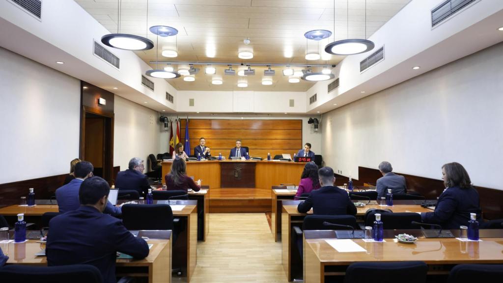 Comparecencia de Educación, Cultura y Deportes en Comisión de Presupuestos. Foto: Cortes CLM.